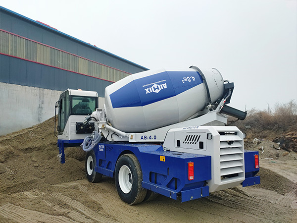 Concrete Mixer With Hopper