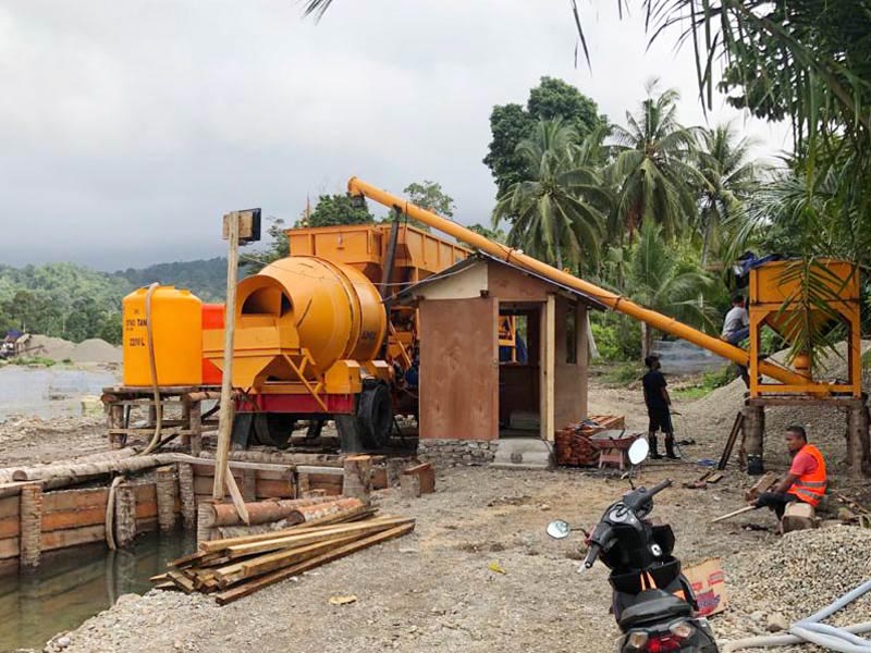 Drum Type Mobile Concrete Batching Plant